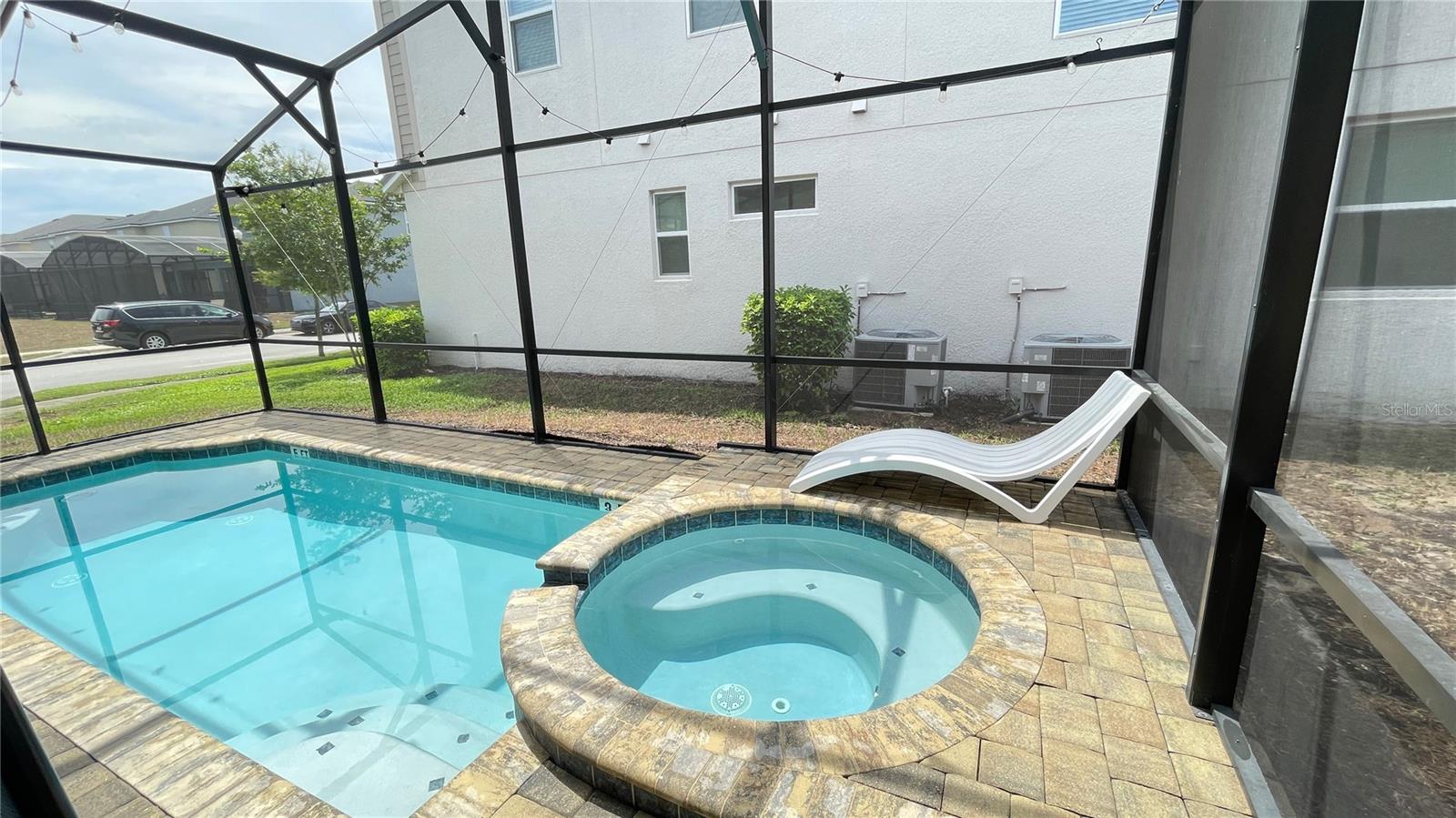Image 5 of 100 For 8940 Coconut Breeze Drive