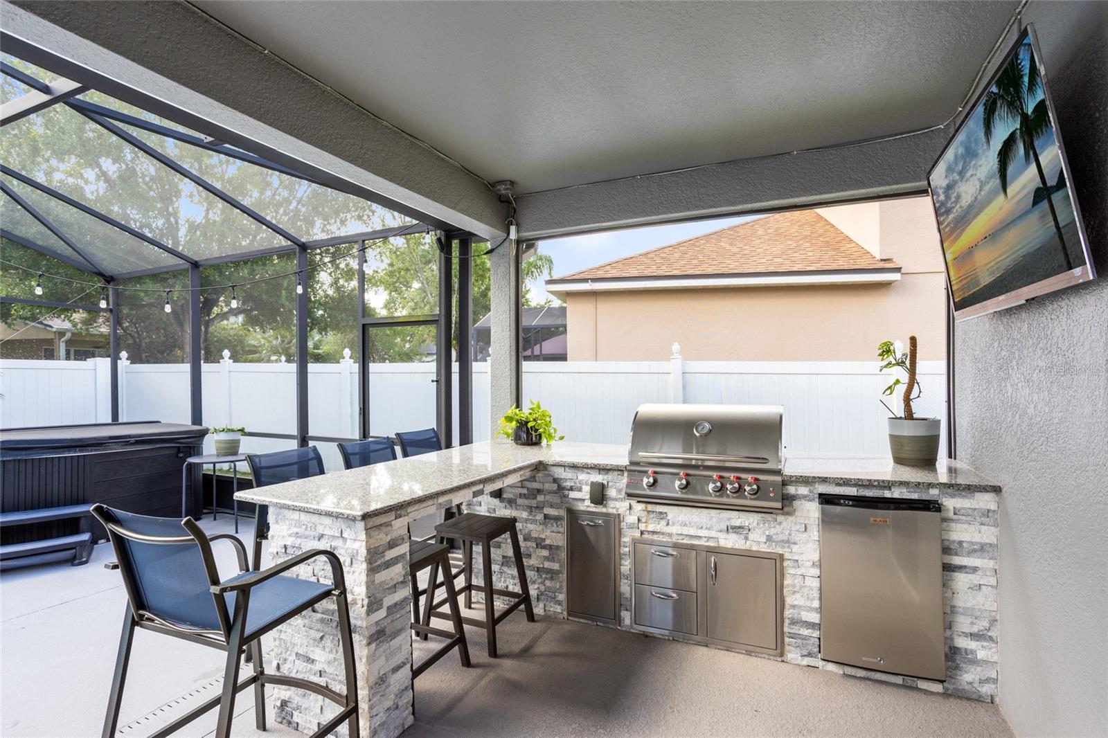 Image 36 of 80 For 14137 Lake Live Oak Drive