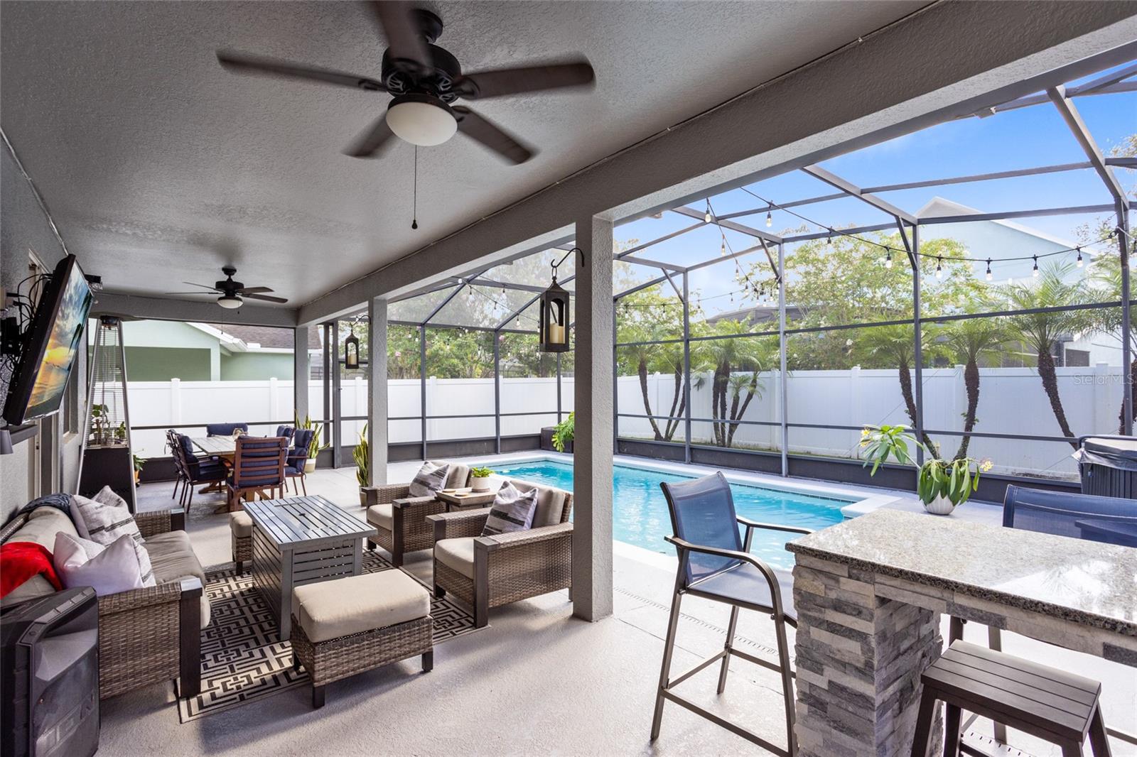 Image 37 of 80 For 14137 Lake Live Oak Drive