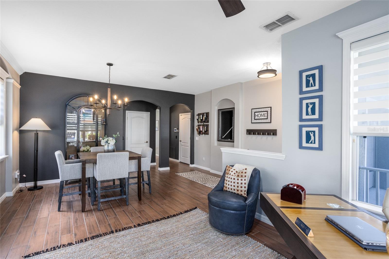 Image 9 of 80 For 14137 Lake Live Oak Drive