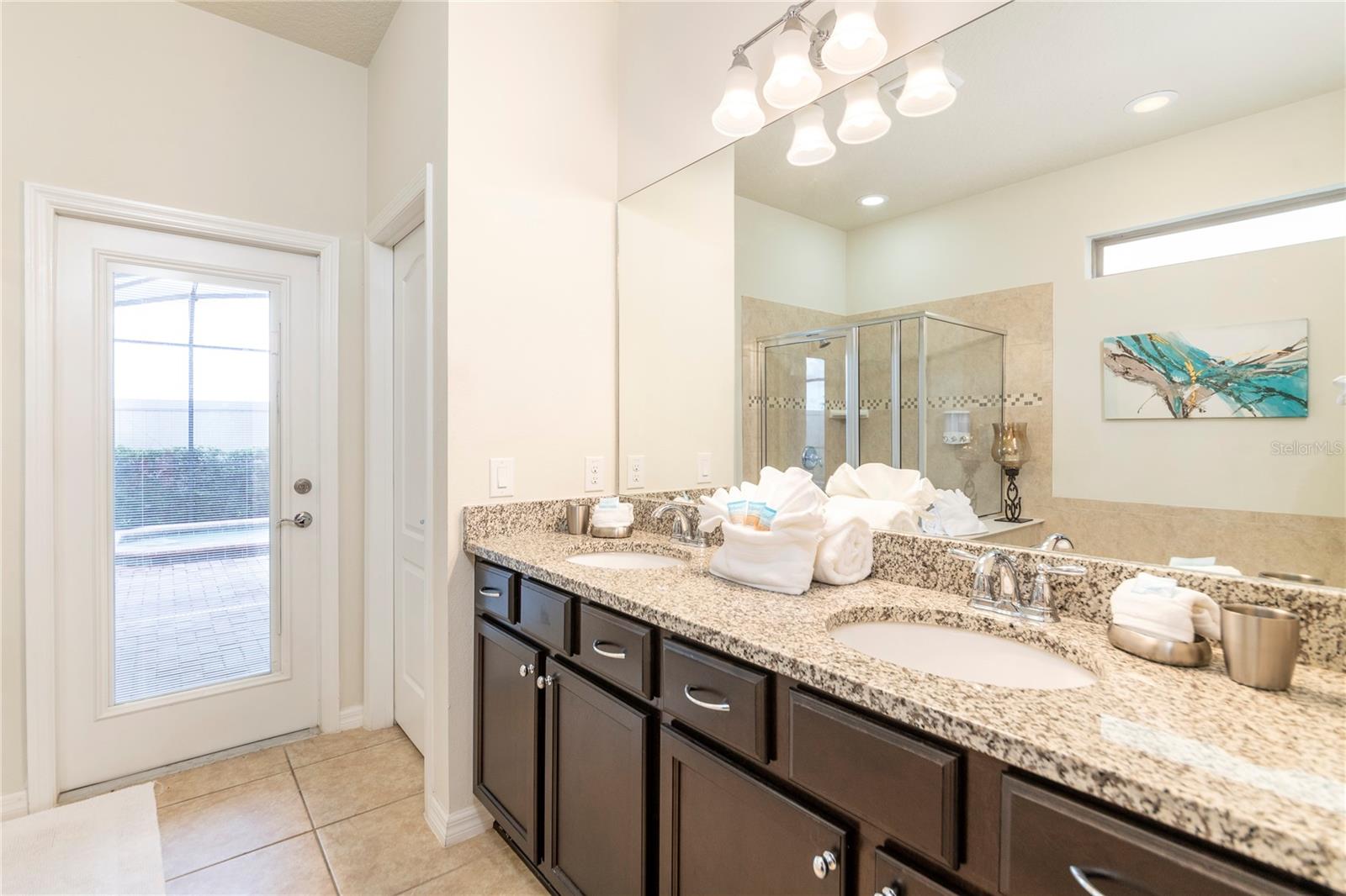 Image 17 of 70 For 8849 Rhodes Street