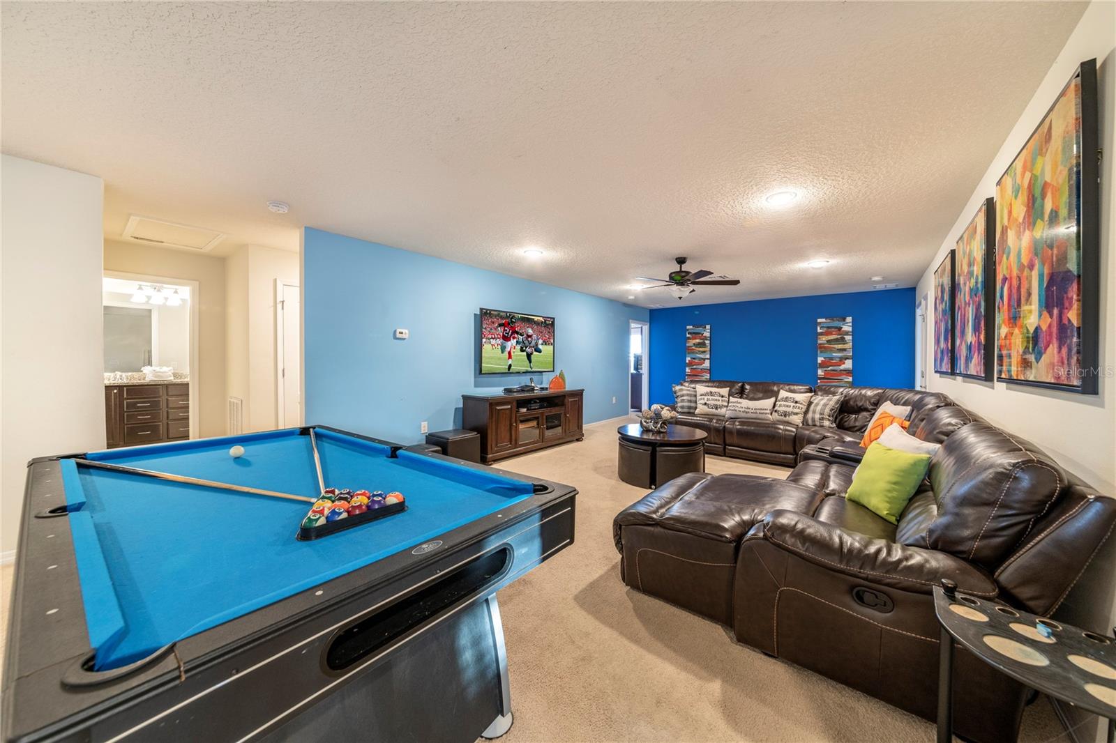 Image 22 of 70 For 8849 Rhodes Street