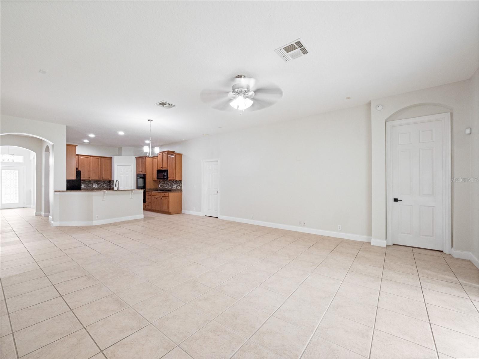 Image 12 of 31 For 11585 Claymont Circle
