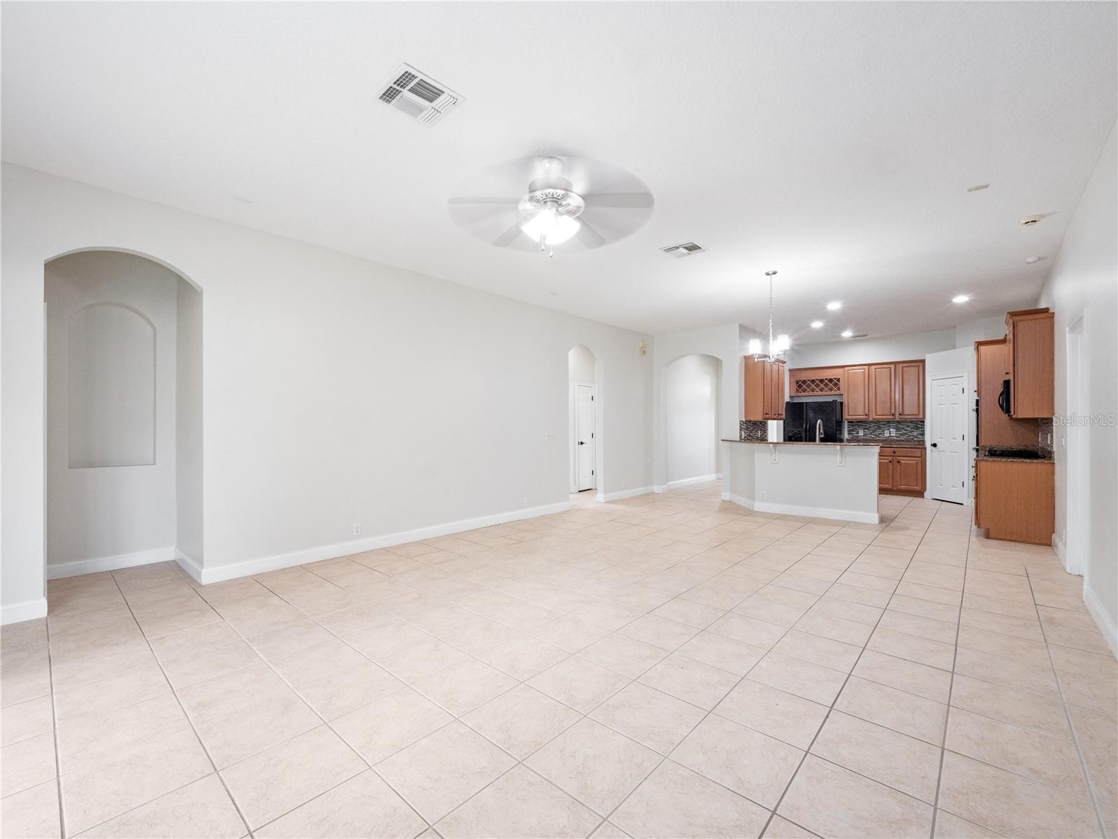 Image 13 of 31 For 11585 Claymont Circle