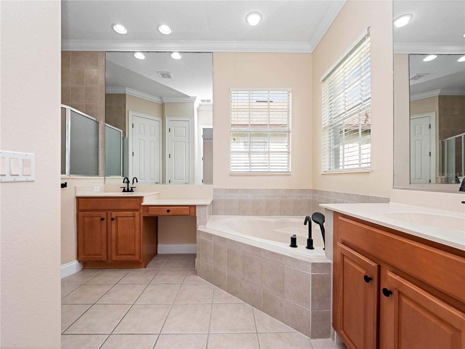Image 22 of 31 For 11585 Claymont Circle