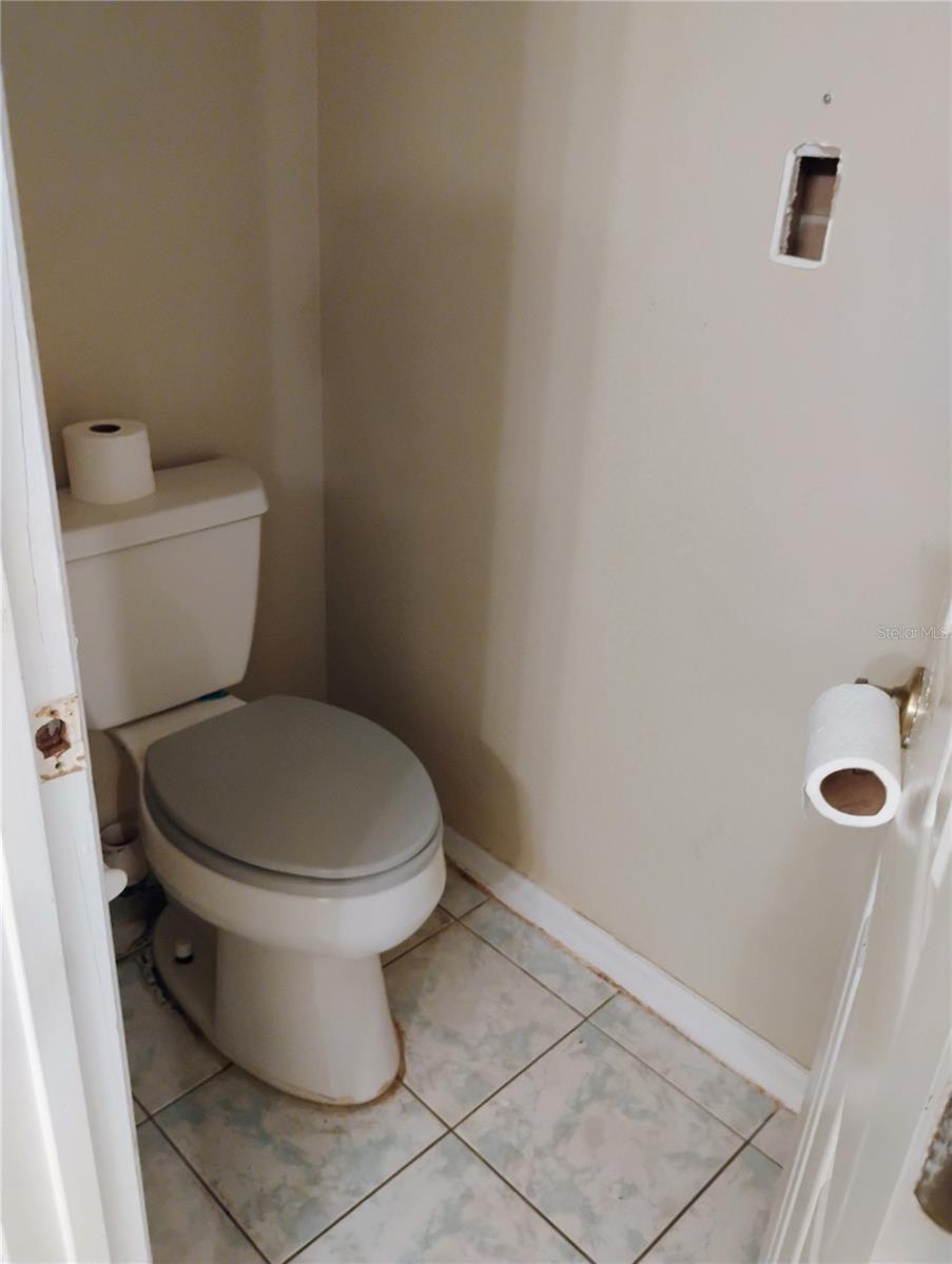 Image 10 of 14 For 4041 Waterbridge Circle