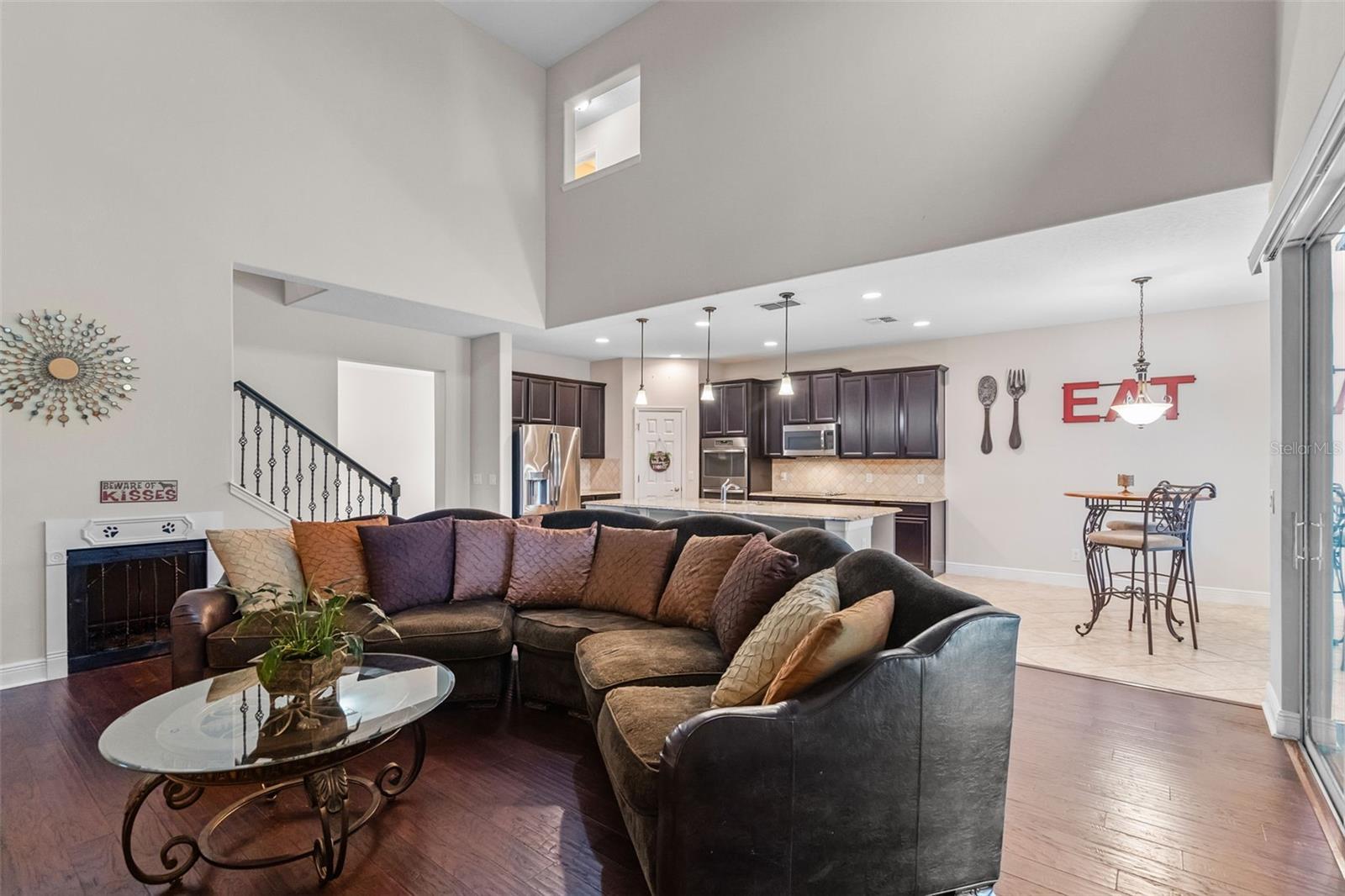 Image 19 of 56 For 1115 Galway Boulevard