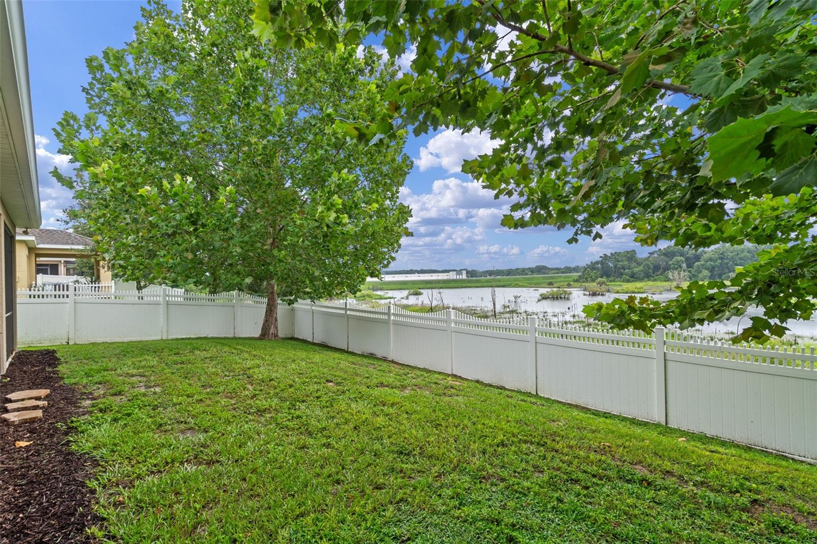 Image 22 of 56 For 1115 Galway Boulevard