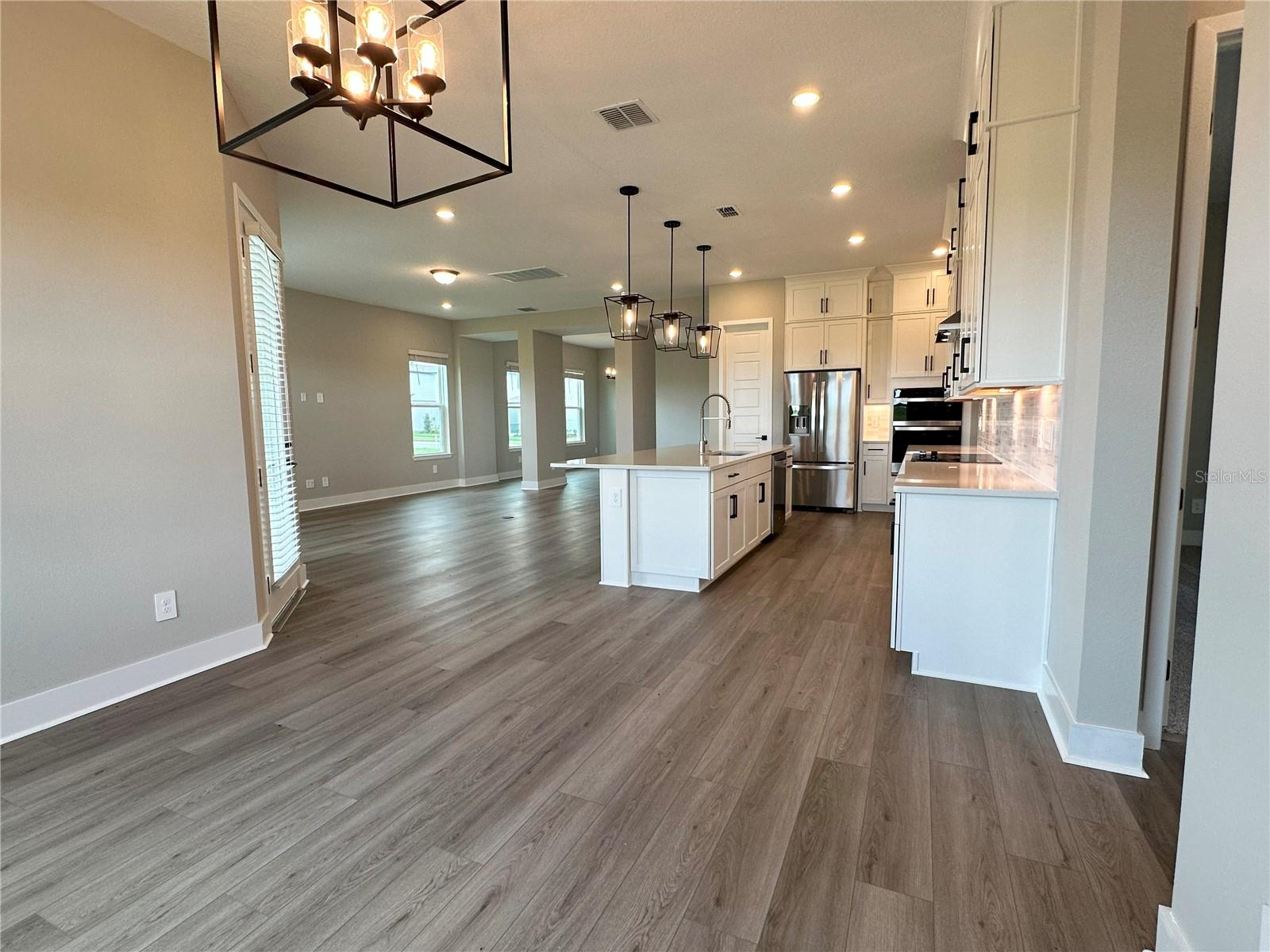 Image 14 of 43 For 16477 Silver Brook Way