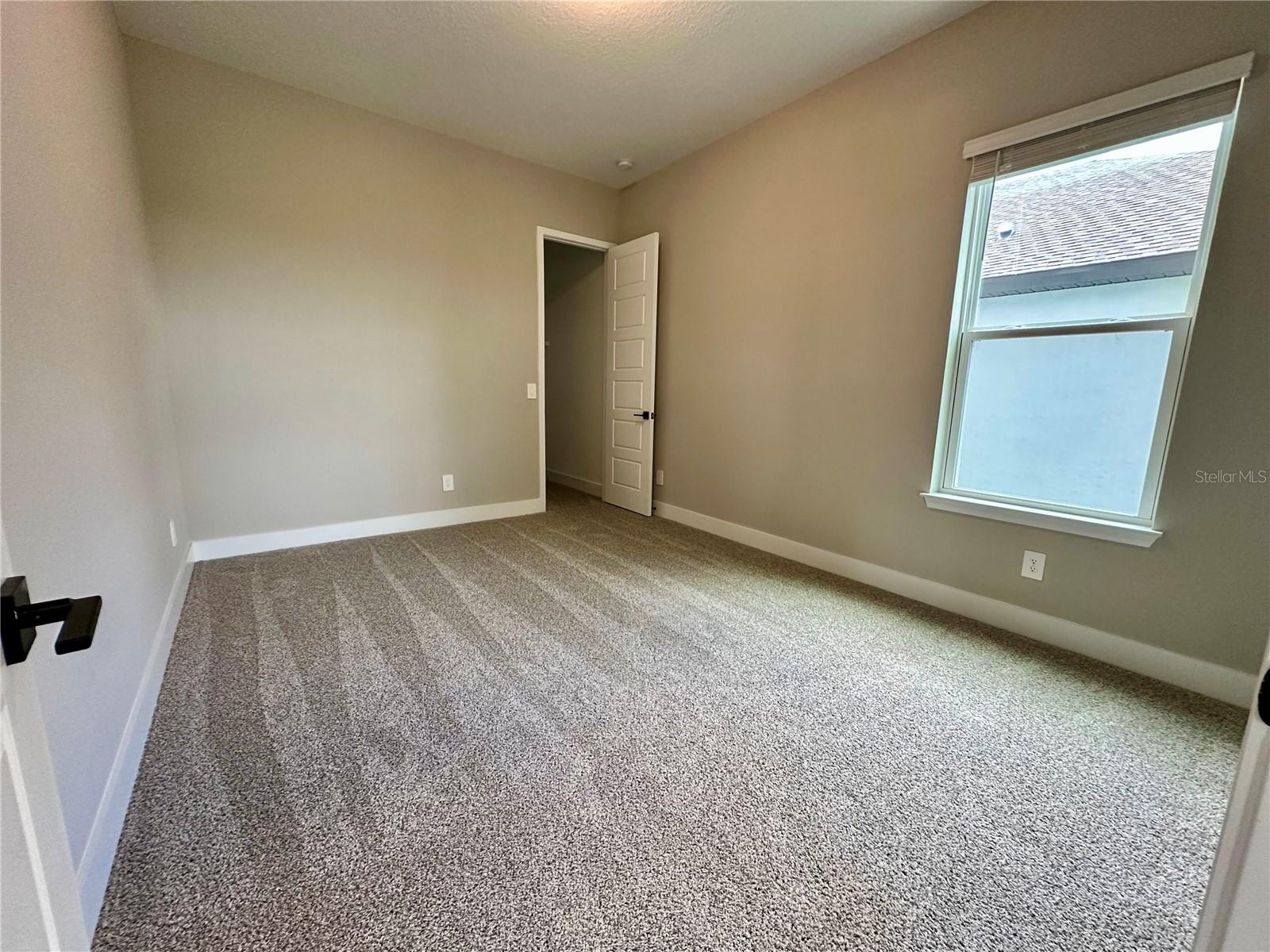 Image 17 of 43 For 16477 Silver Brook Way