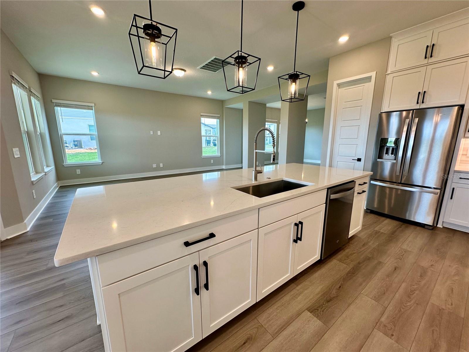 Image 19 of 43 For 16477 Silver Brook Way