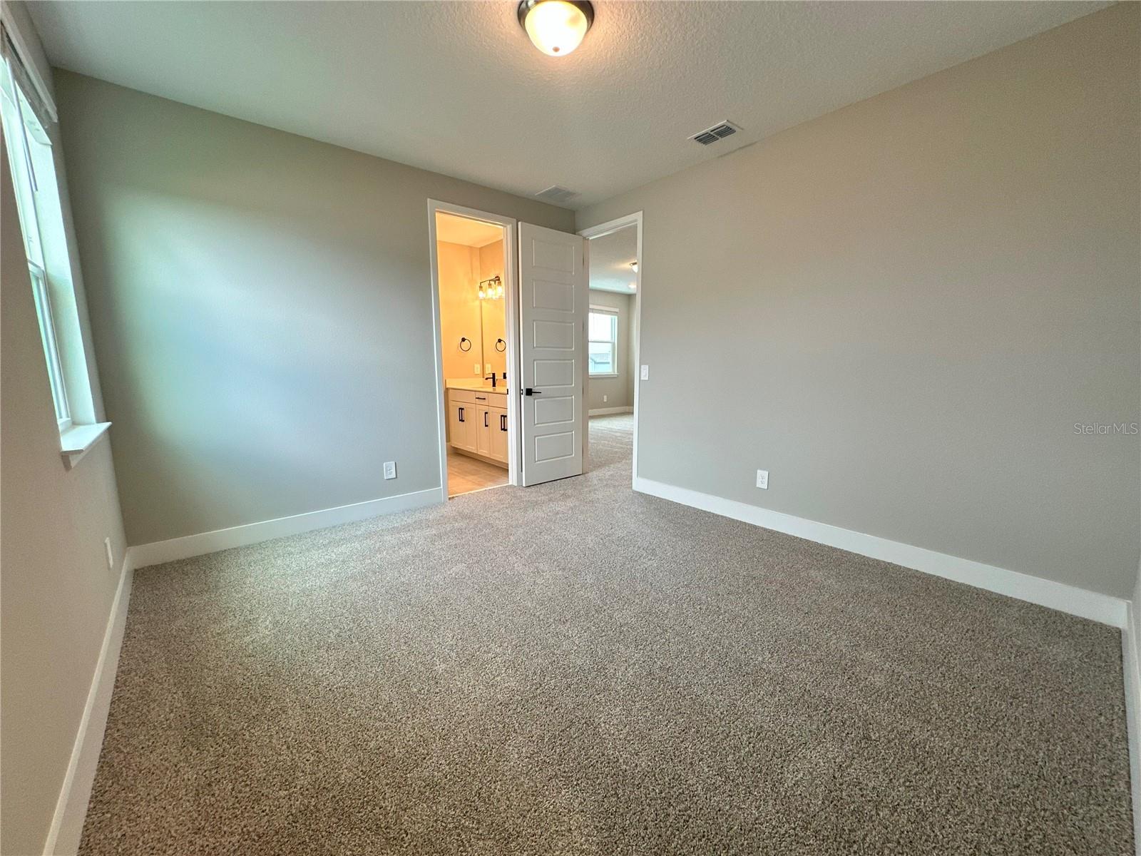 Image 32 of 43 For 16477 Silver Brook Way
