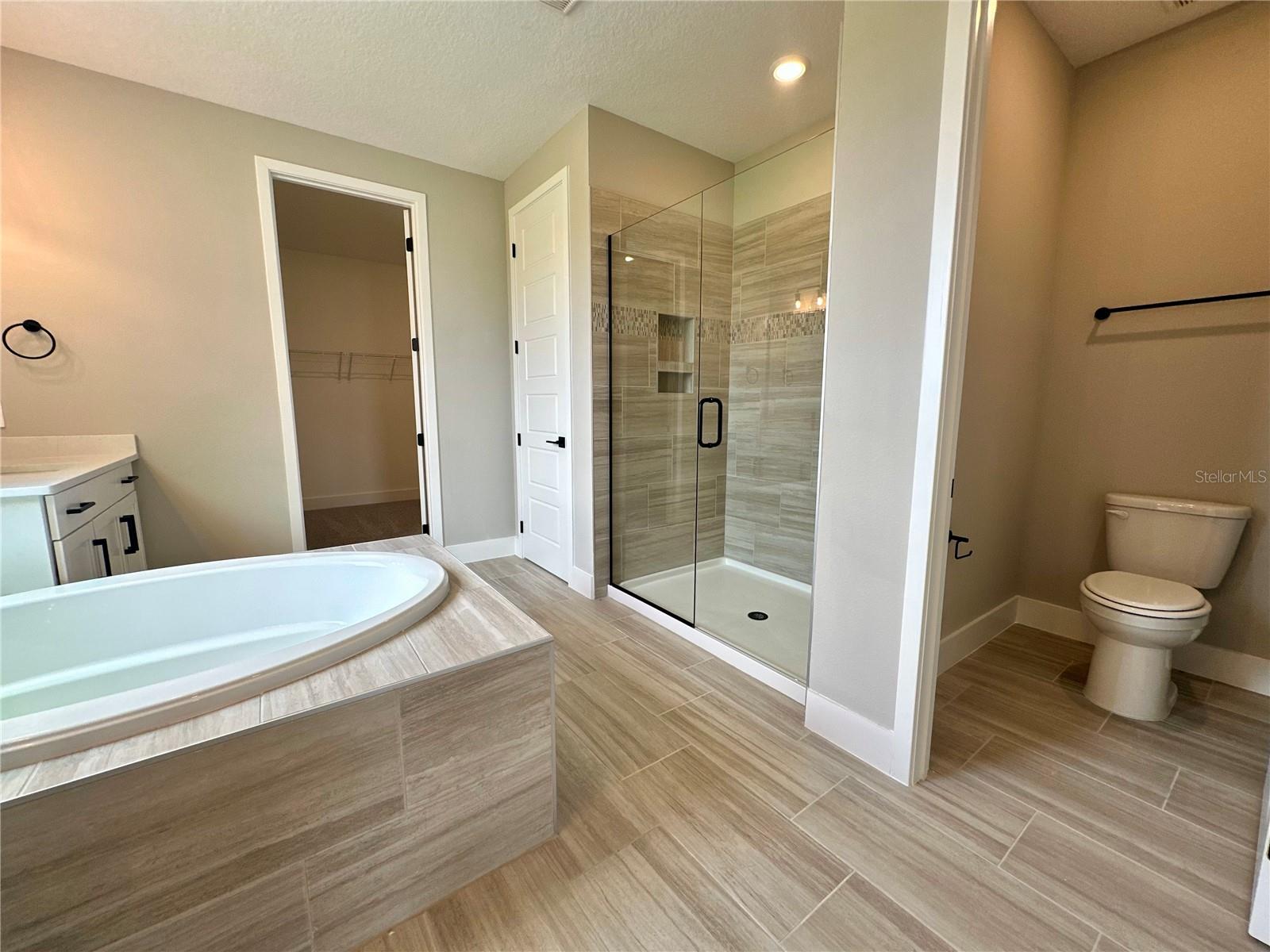 Image 37 of 43 For 16477 Silver Brook Way