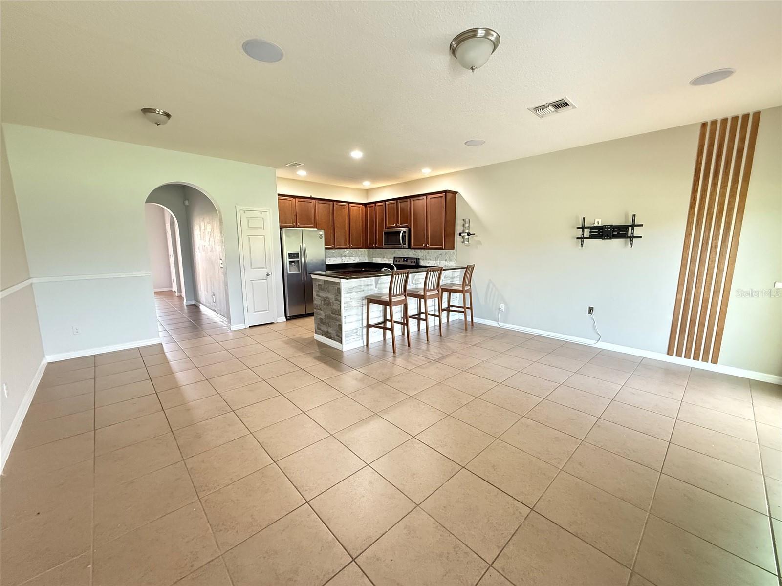 Image 4 of 10 For 1241 Honey Blossom Drive