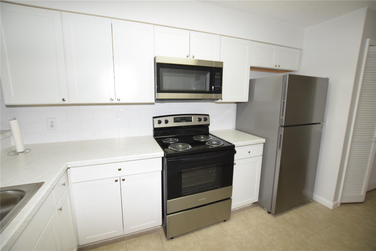 Image 10 of 23 For 904 Sumter Street