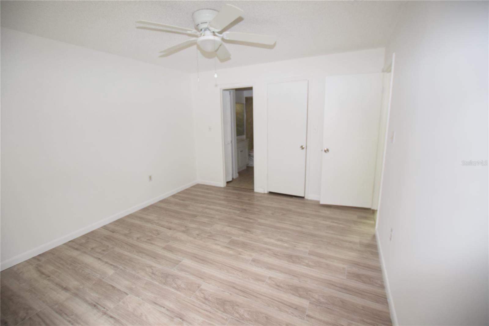 Image 12 of 23 For 904 Sumter Street