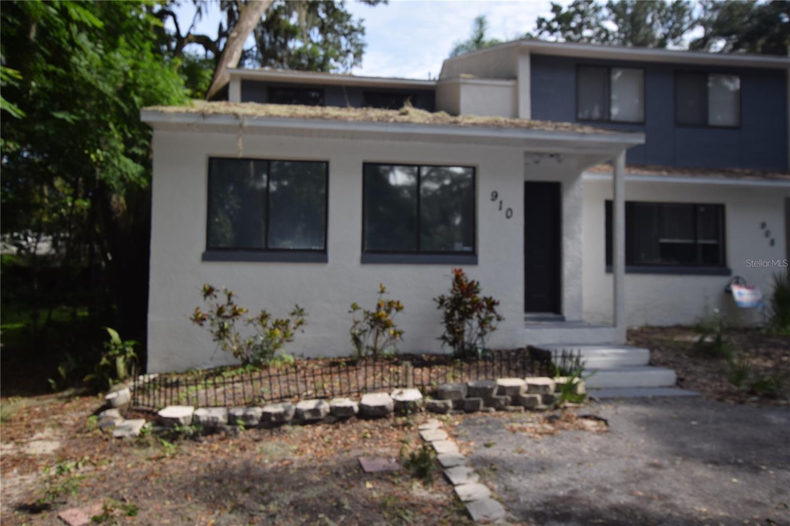 Image 2 of 23 For 904 Sumter Street