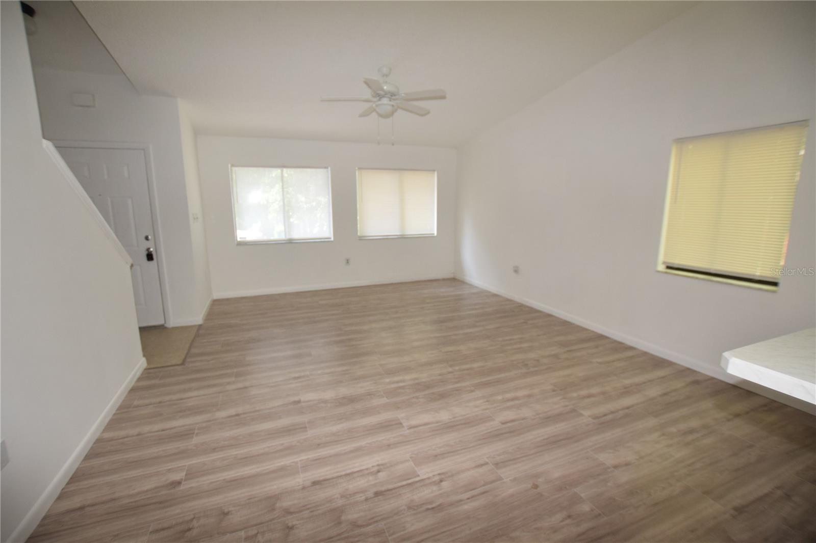 Image 4 of 23 For 904 Sumter Street