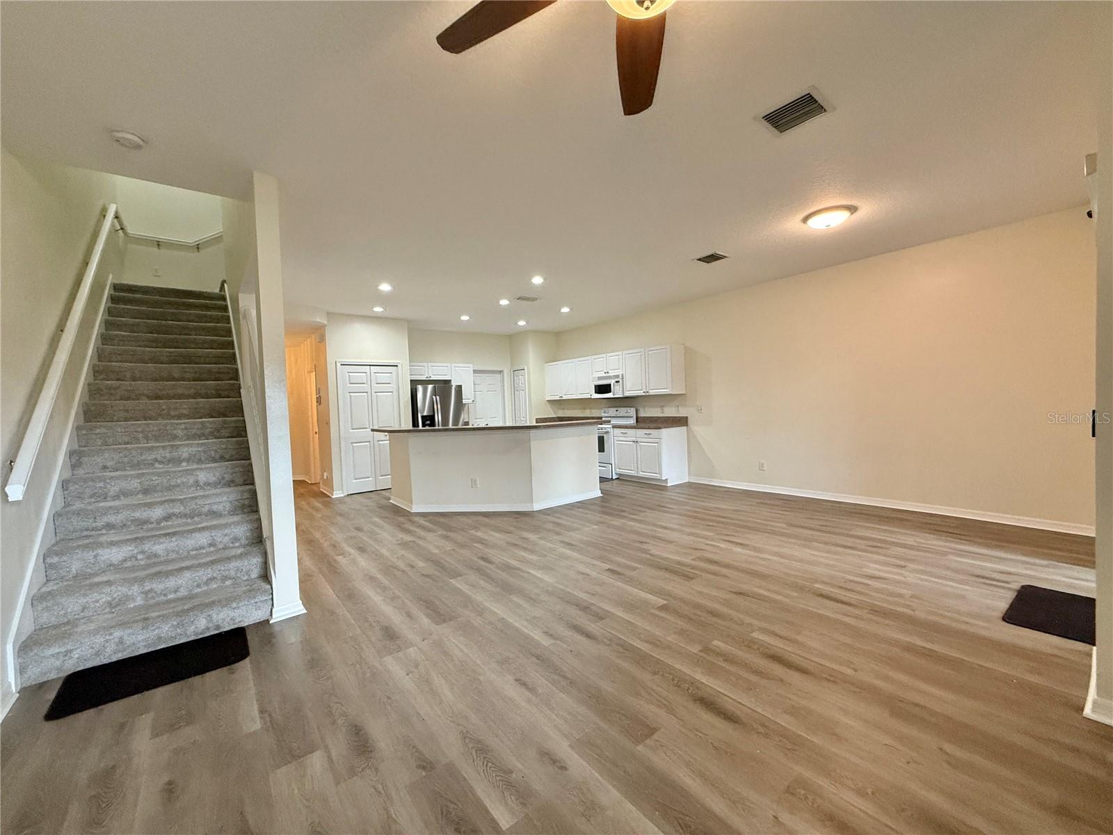 Image 8 of 38 For 4052 Alan Drive