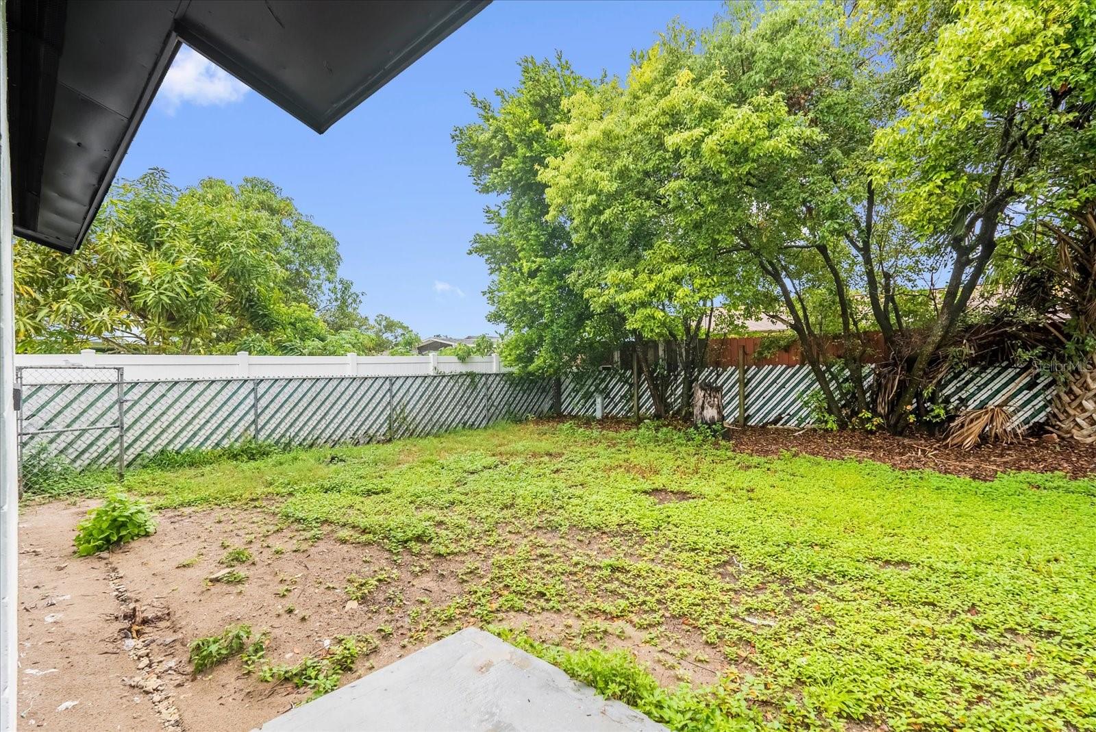 Image 21 of 27 For 3702 Tam Drive