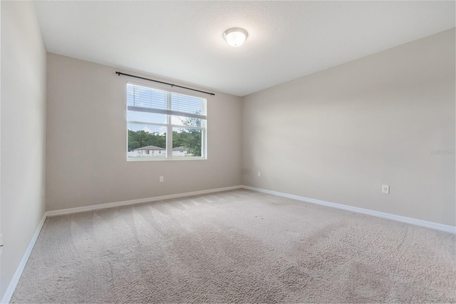 Image 12 of 47 For 512 Vista Villages Boulevard