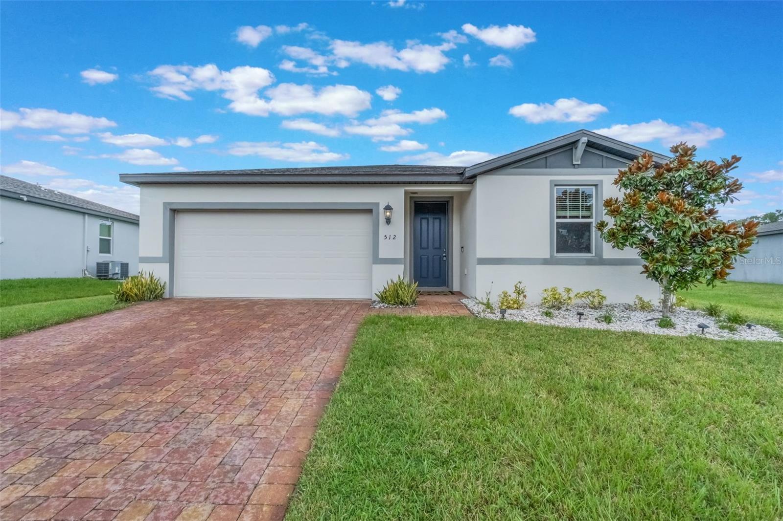 Image 3 of 47 For 512 Vista Villages Boulevard