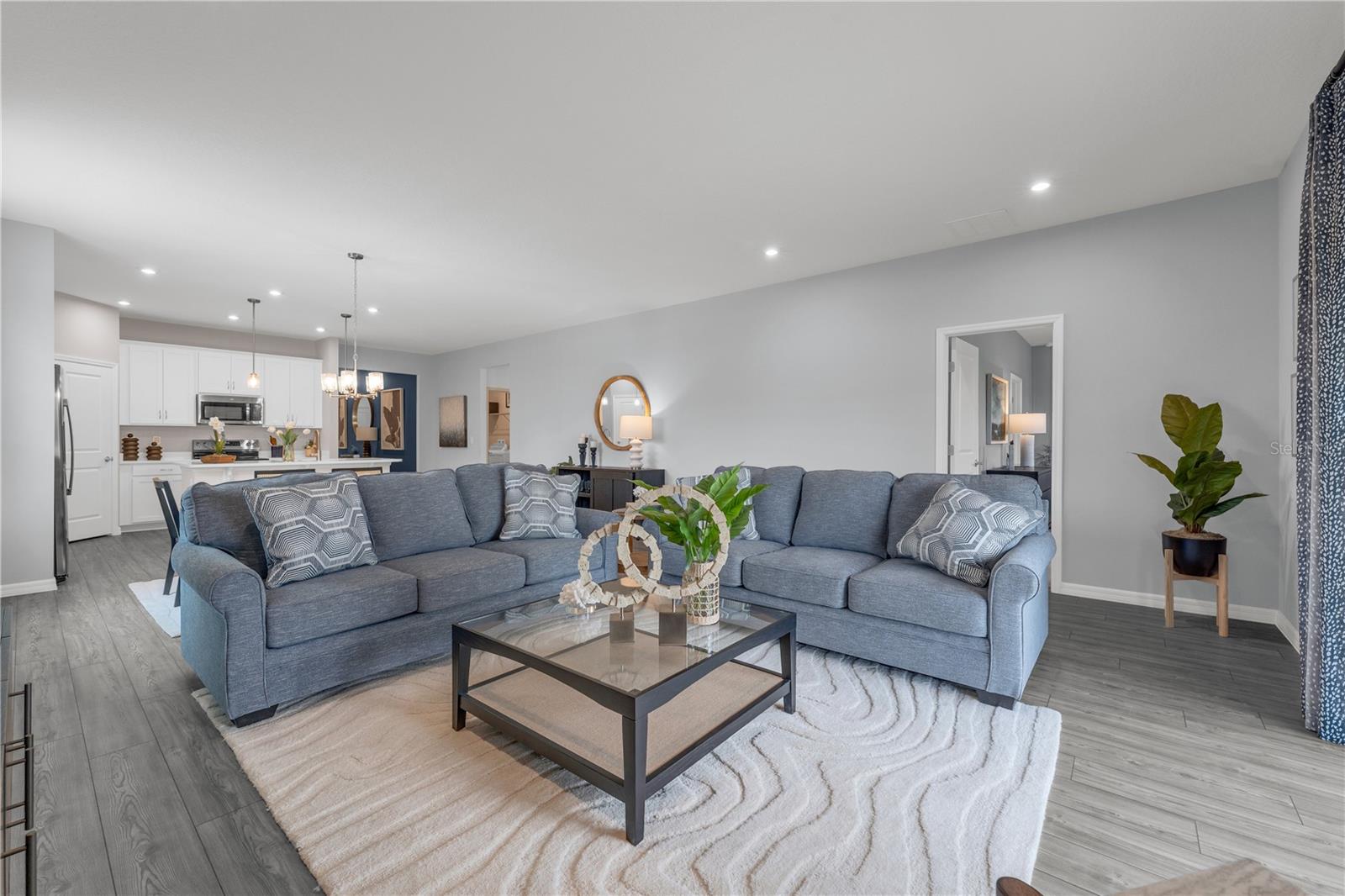 Image 13 of 30 For 421 Shoreview Sands Avenue