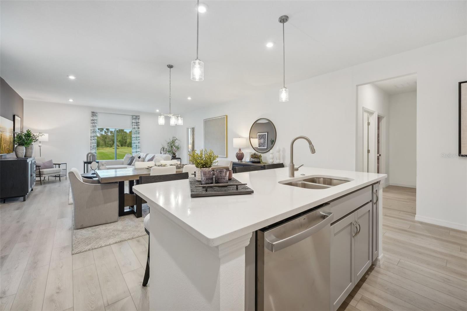 Image 5 of 30 For 421 Shoreview Sands Avenue