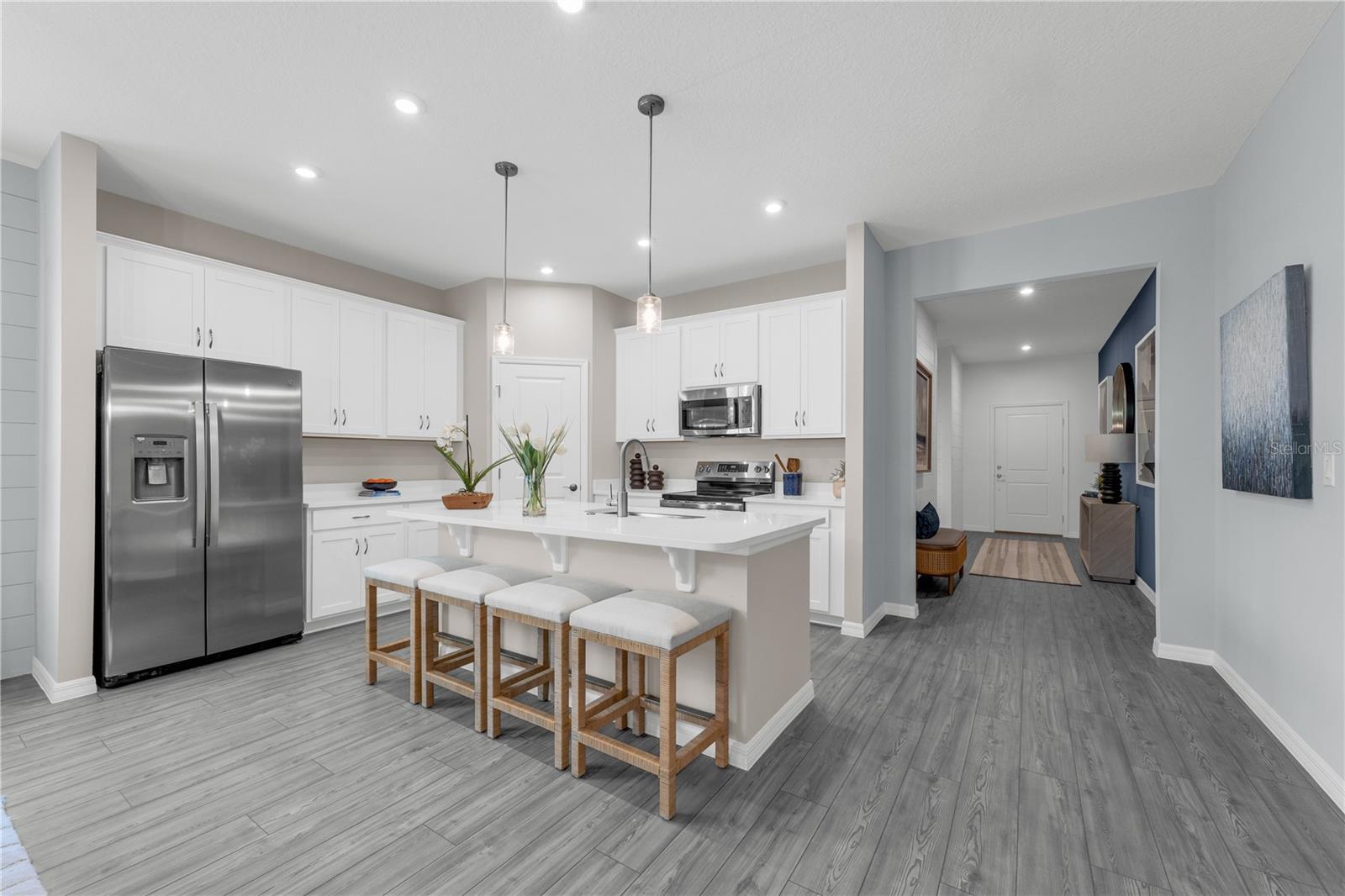 Image 7 of 30 For 421 Shoreview Sands Avenue