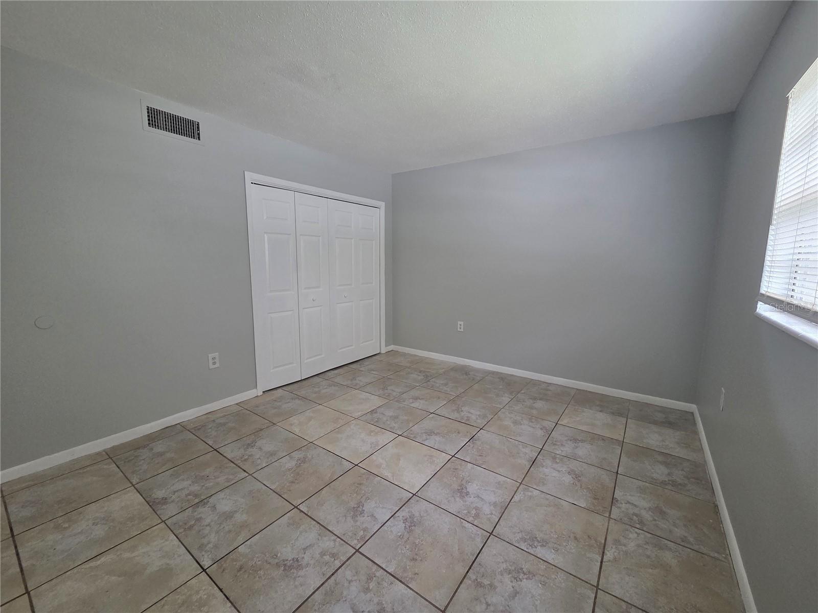 Image 13 of 14 For 706 Dixie Avenue 22