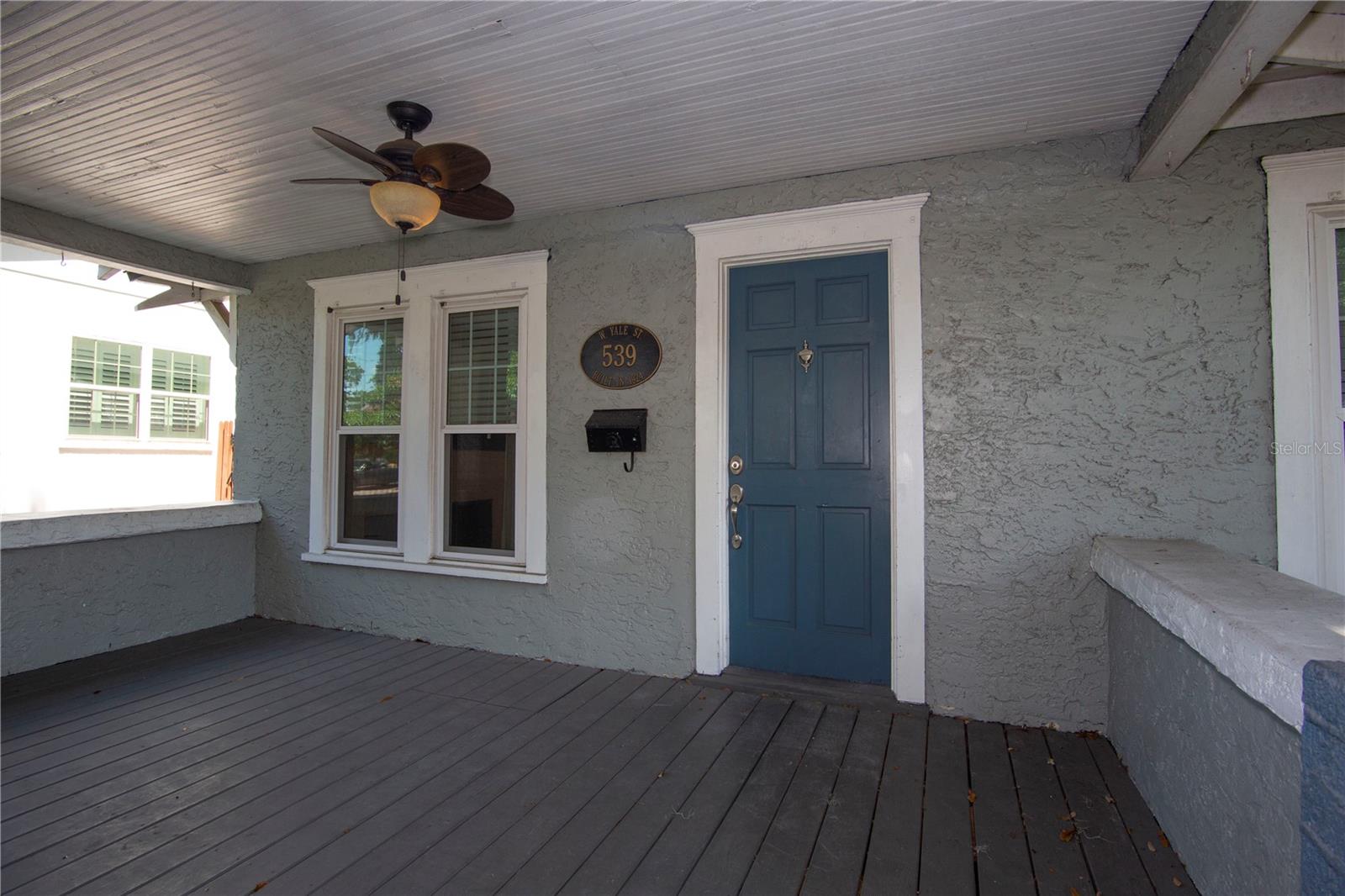 Image 3 of 20 For 539 Yale Street