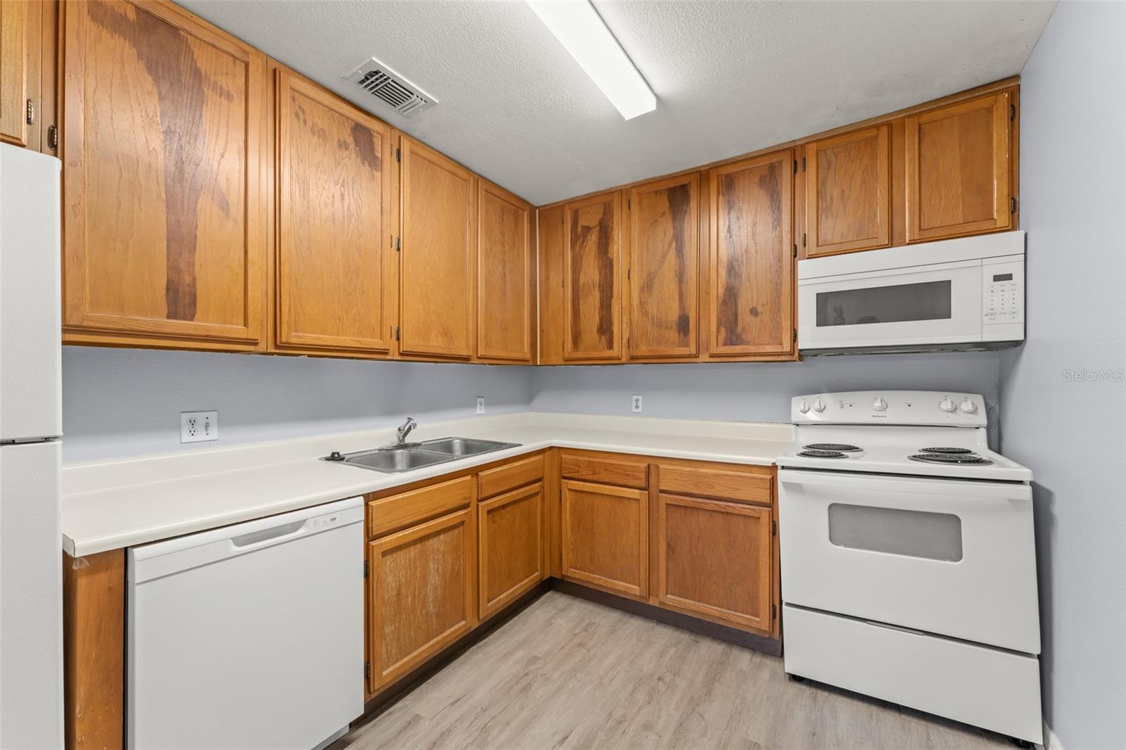 Image 20 of 26 For 4119 Dijon Drive 4119h