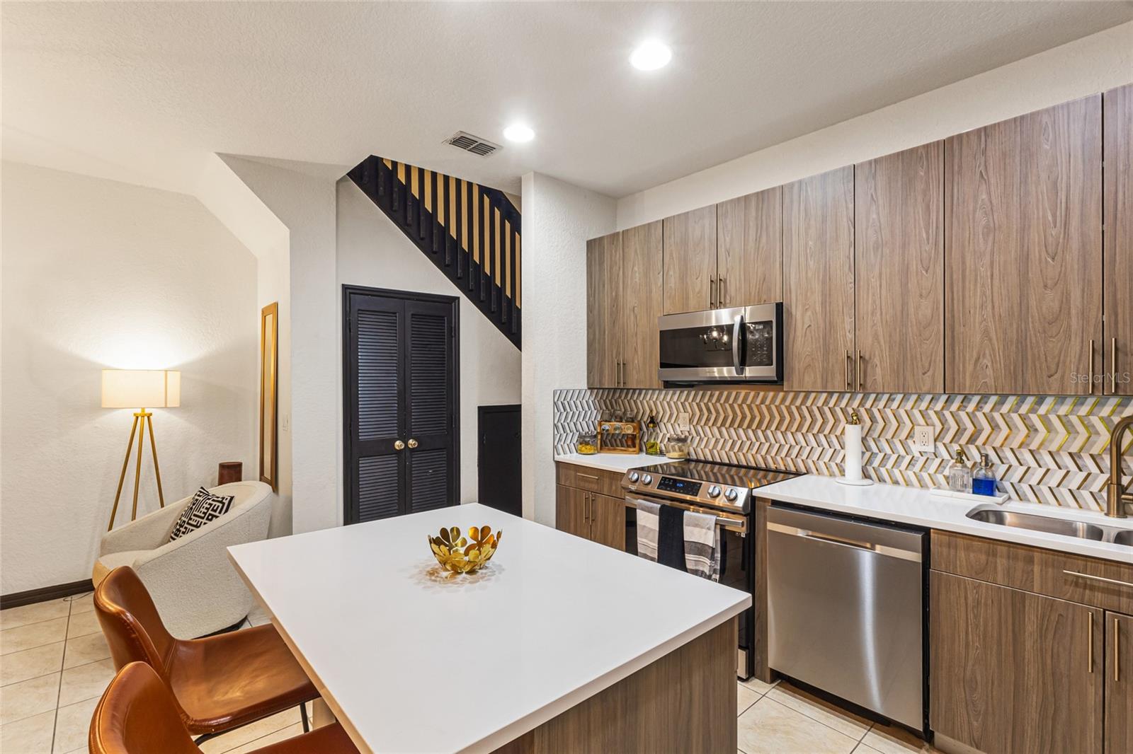Image 14 of 40 For 2311 Caravelle Circle