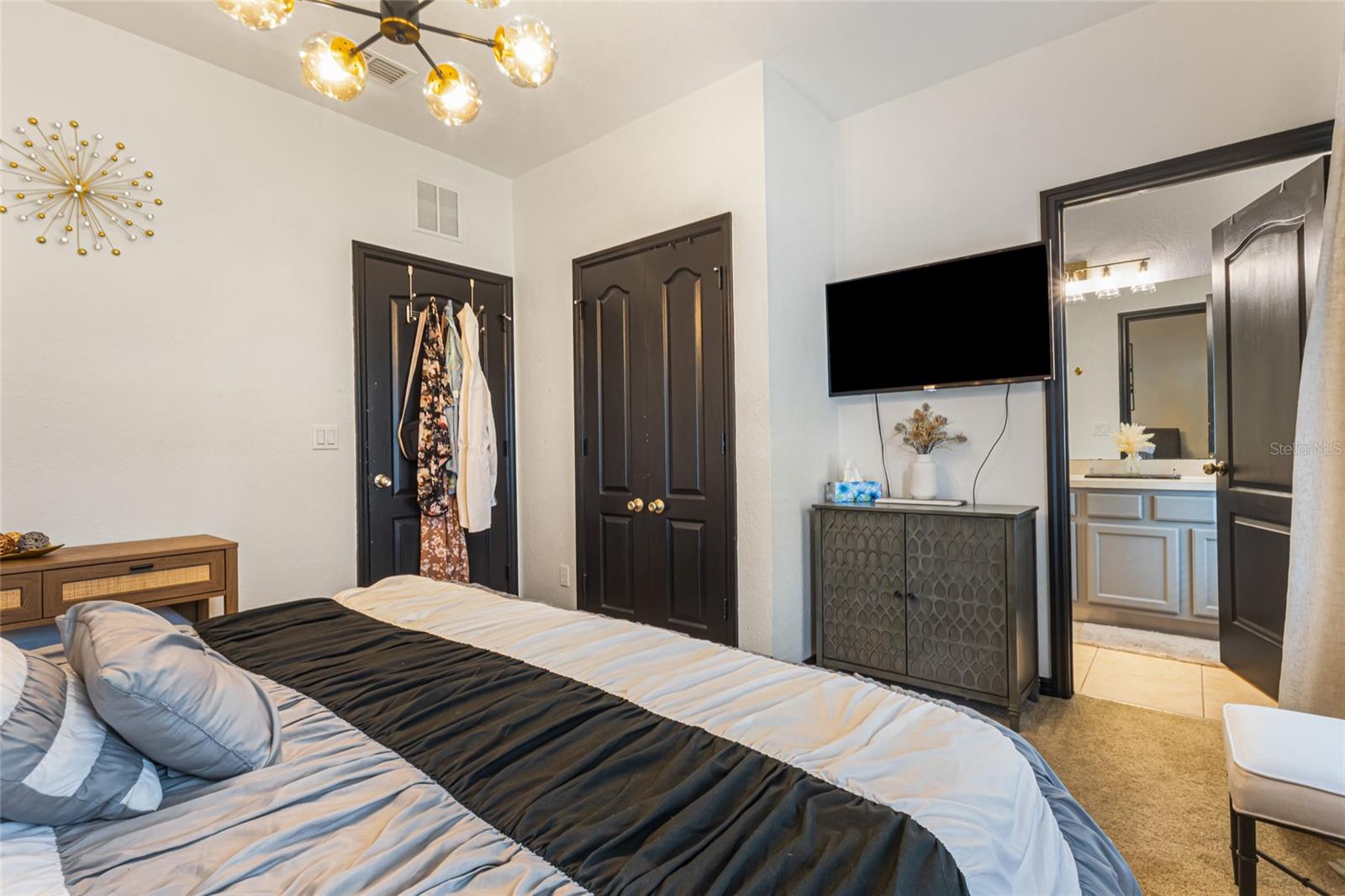 Image 25 of 40 For 2311 Caravelle Circle