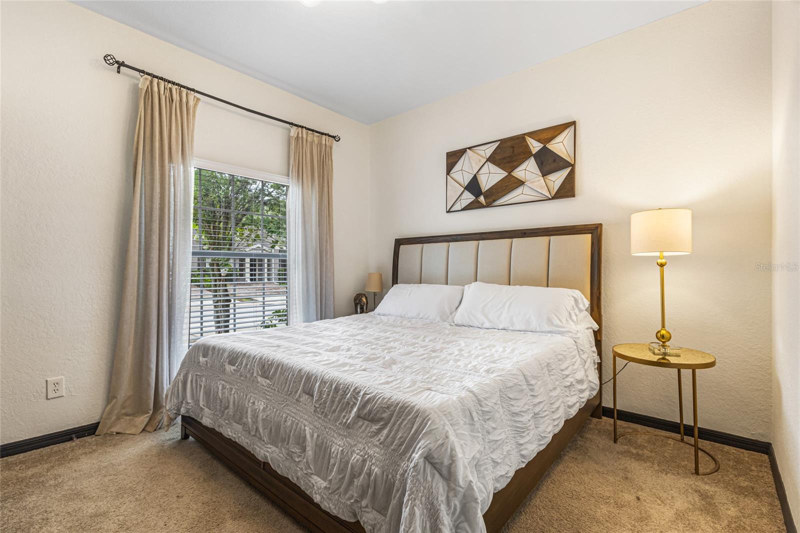 Image 29 of 40 For 2311 Caravelle Circle