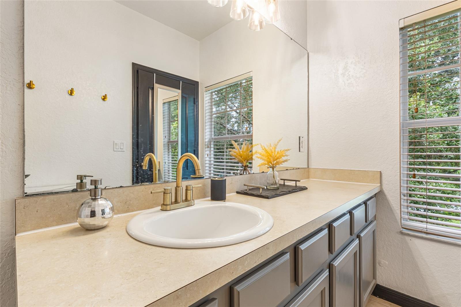 Image 30 of 40 For 2311 Caravelle Circle