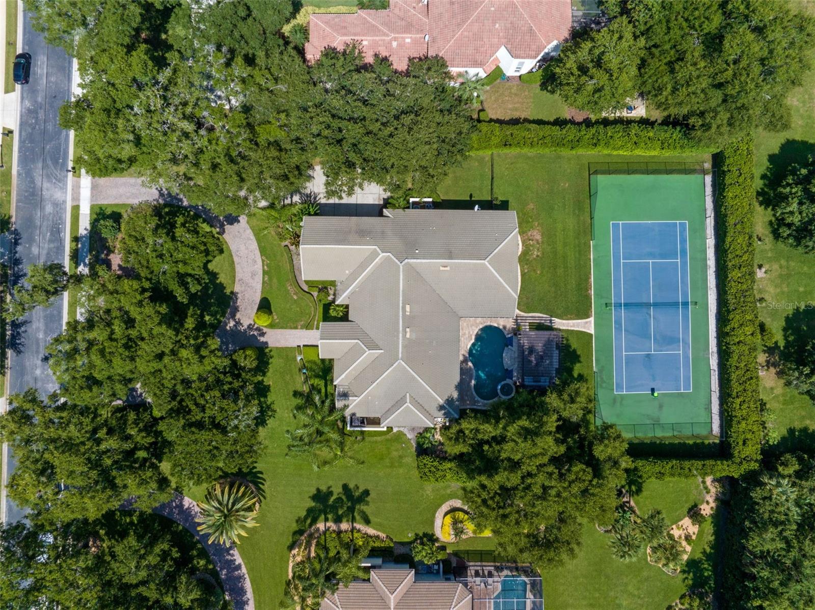 Image 3 of 75 For 7725 Flemingwood Court