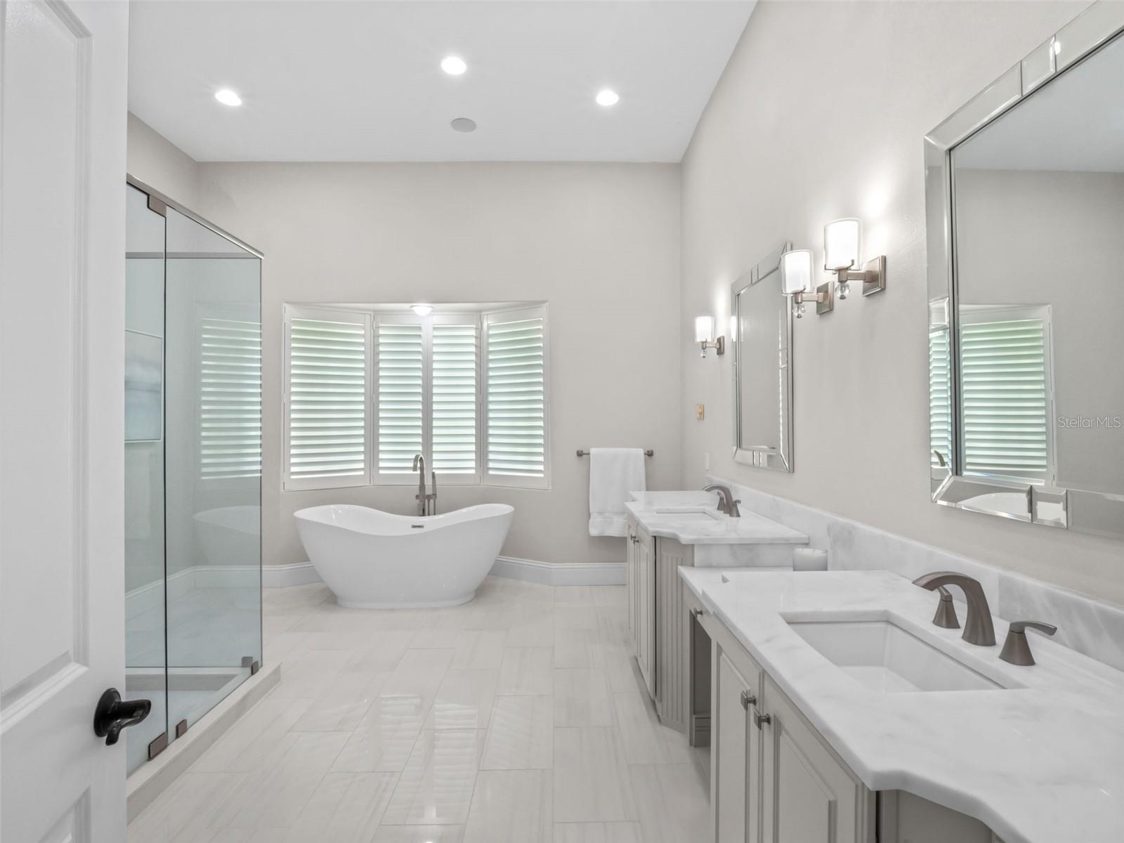 Image 38 of 75 For 7725 Flemingwood Court