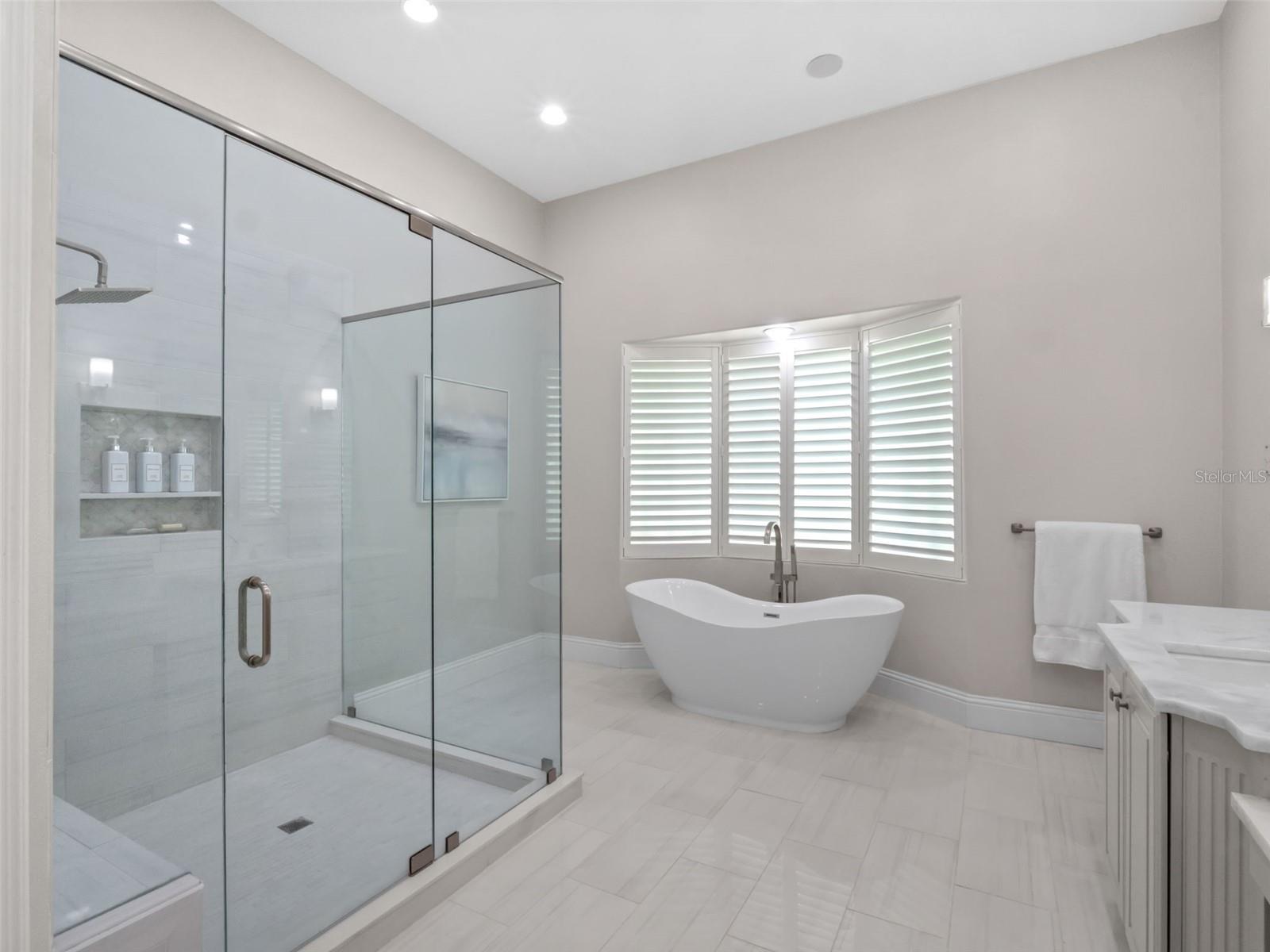 Image 40 of 75 For 7725 Flemingwood Court