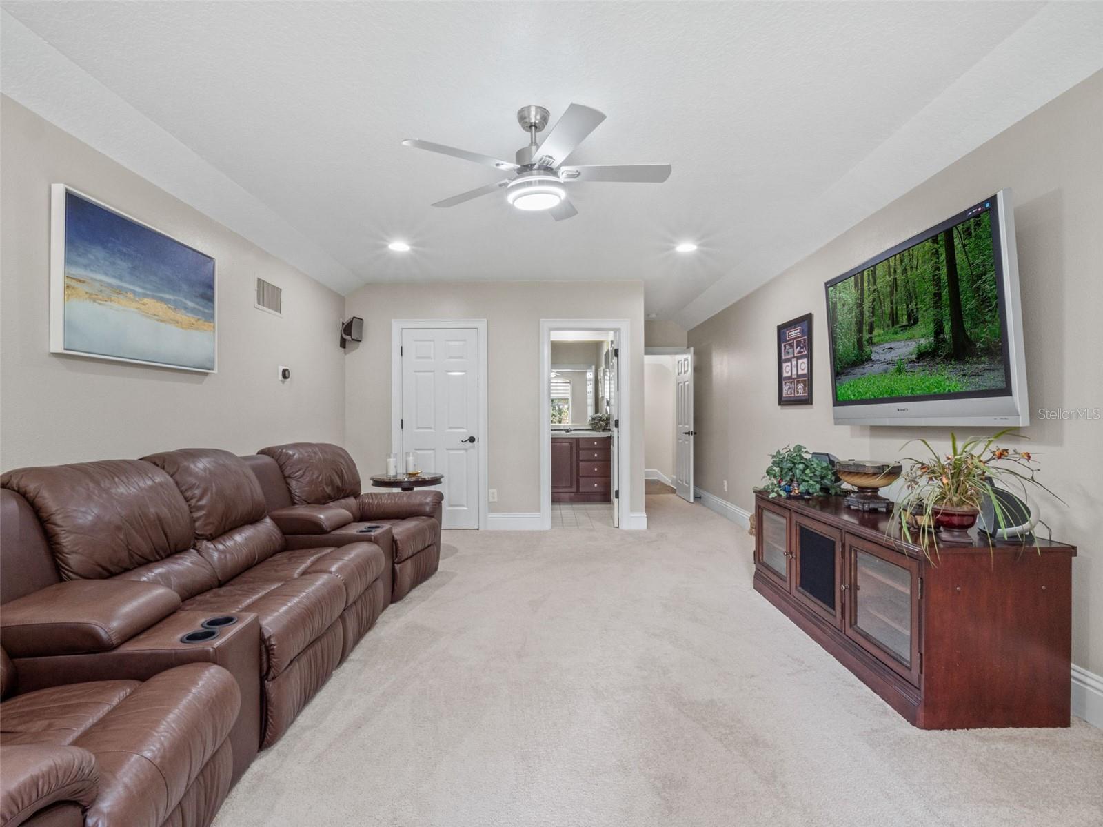 Image 55 of 75 For 7725 Flemingwood Court