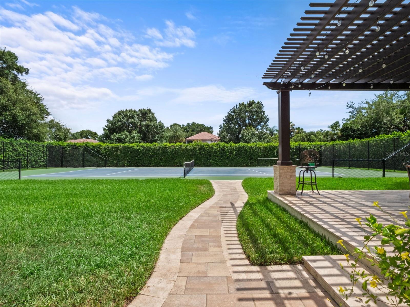 Image 63 of 75 For 7725 Flemingwood Court