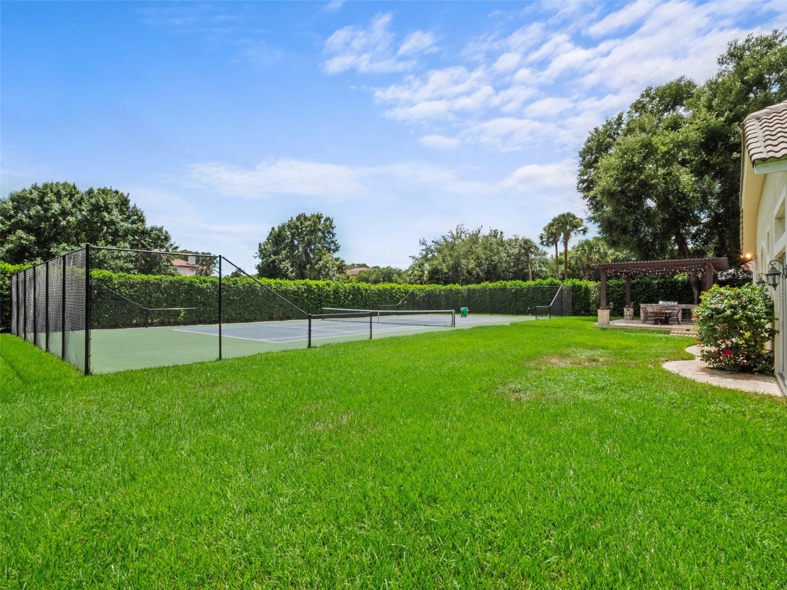 Image 64 of 75 For 7725 Flemingwood Court