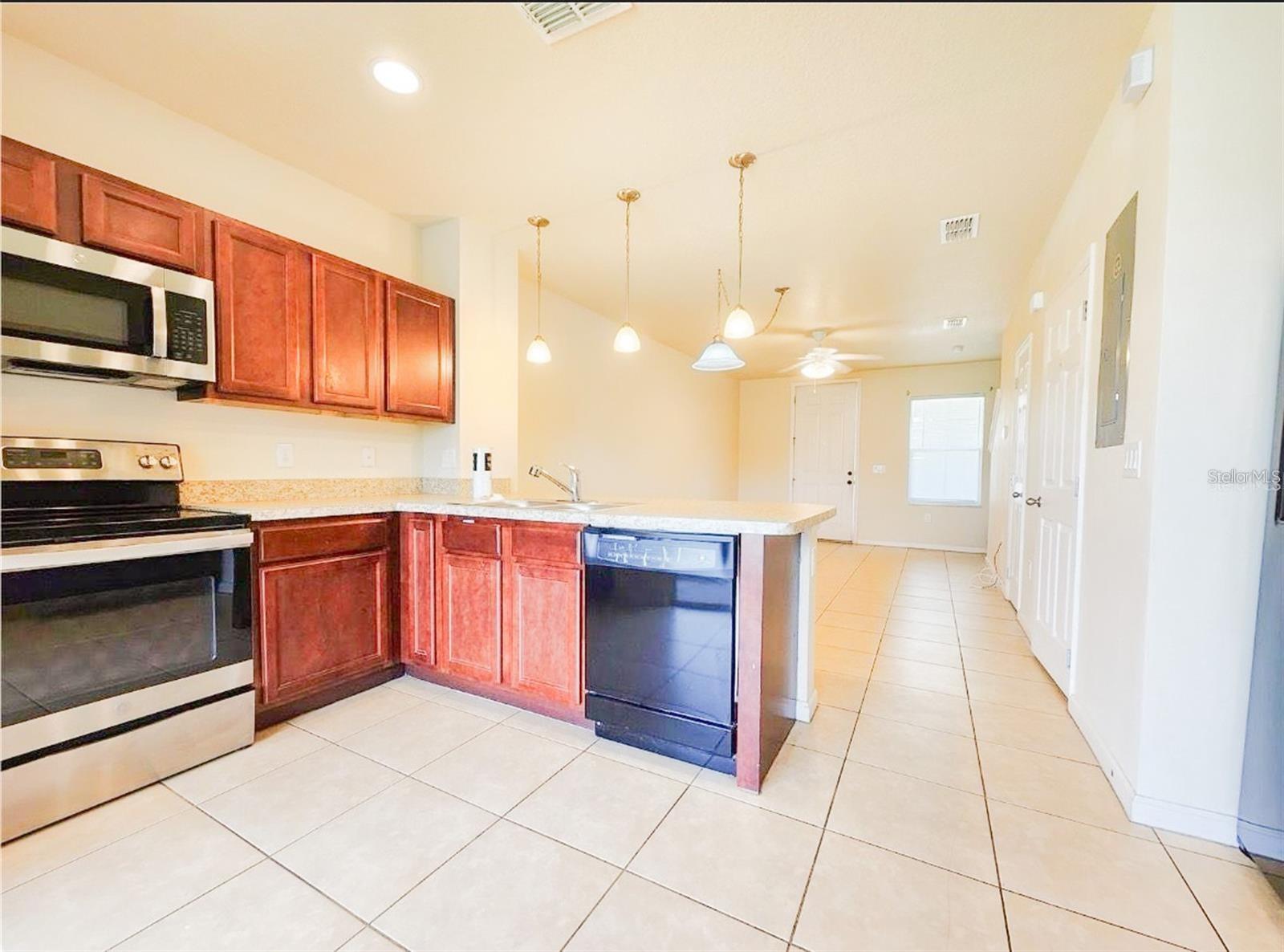 Image 4 of 18 For 1132 Chelsea Drive