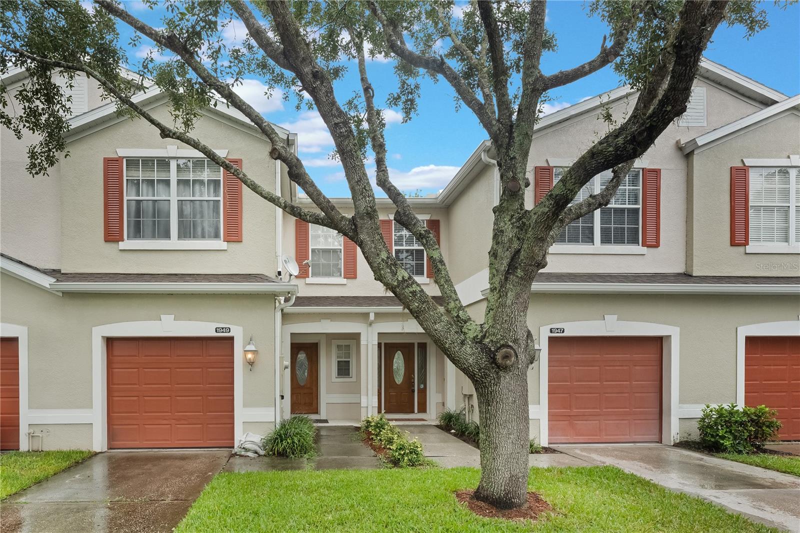 Listing Details for 1949 Beacon Bay Court, APOPKA, FL 32712