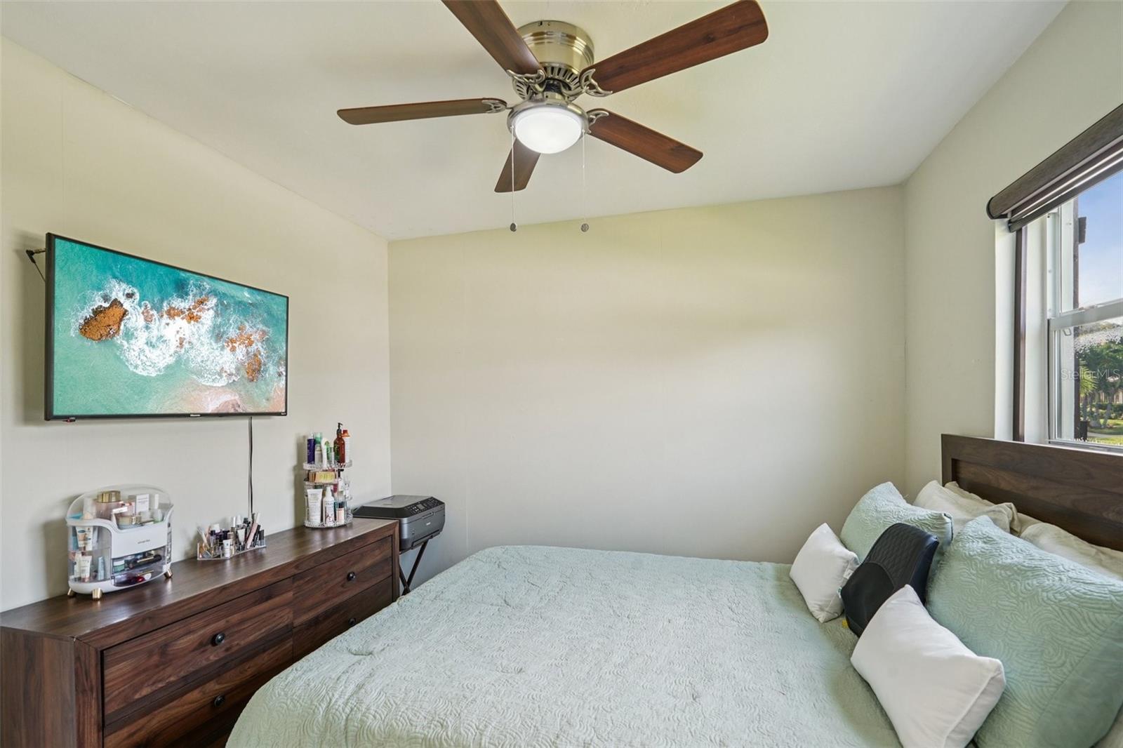 Image 23 of 43 For 201 66th Terrace