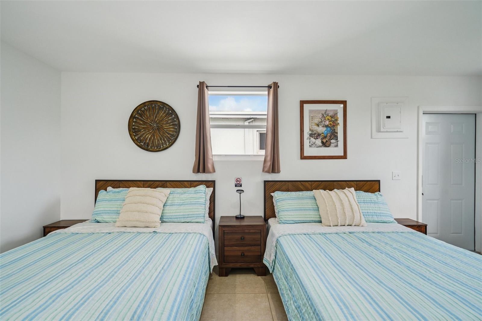 Image 28 of 43 For 201 66th Terrace