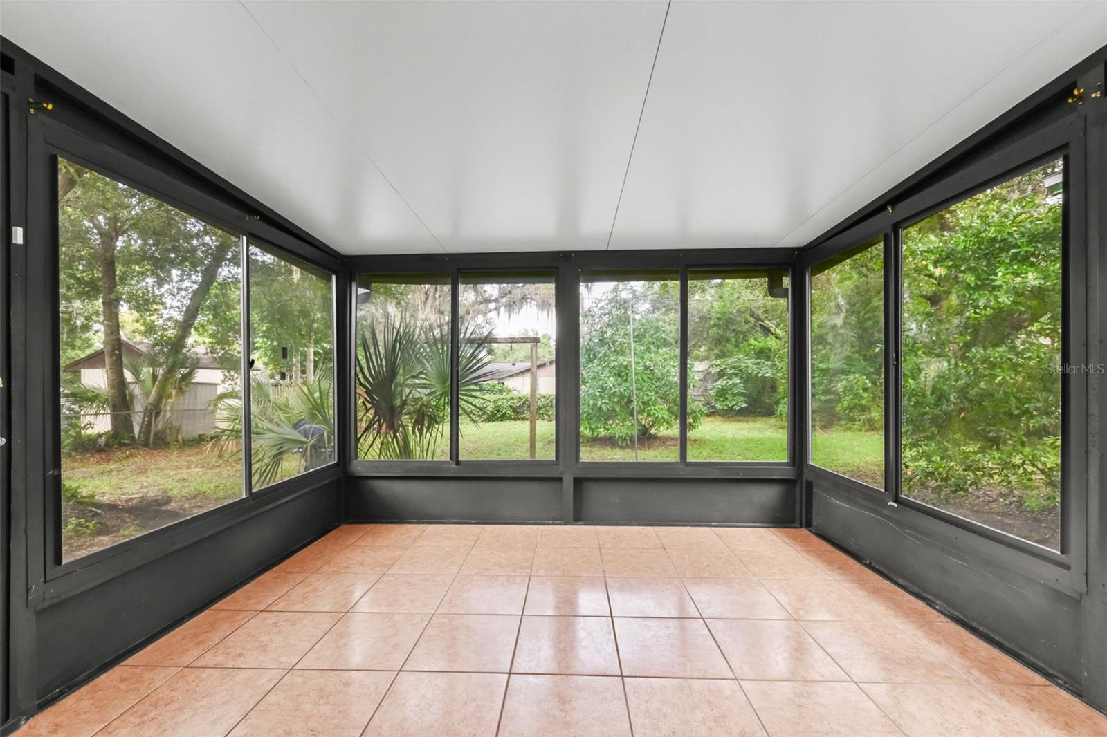Image 12 of 43 For 401 Elm Drive