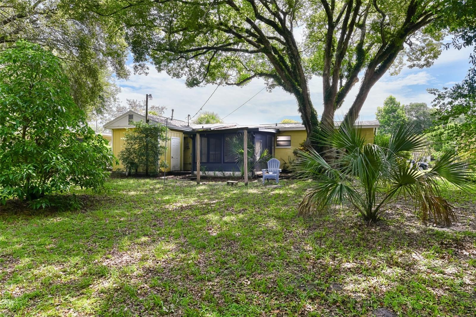 Image 36 of 43 For 401 Elm Drive