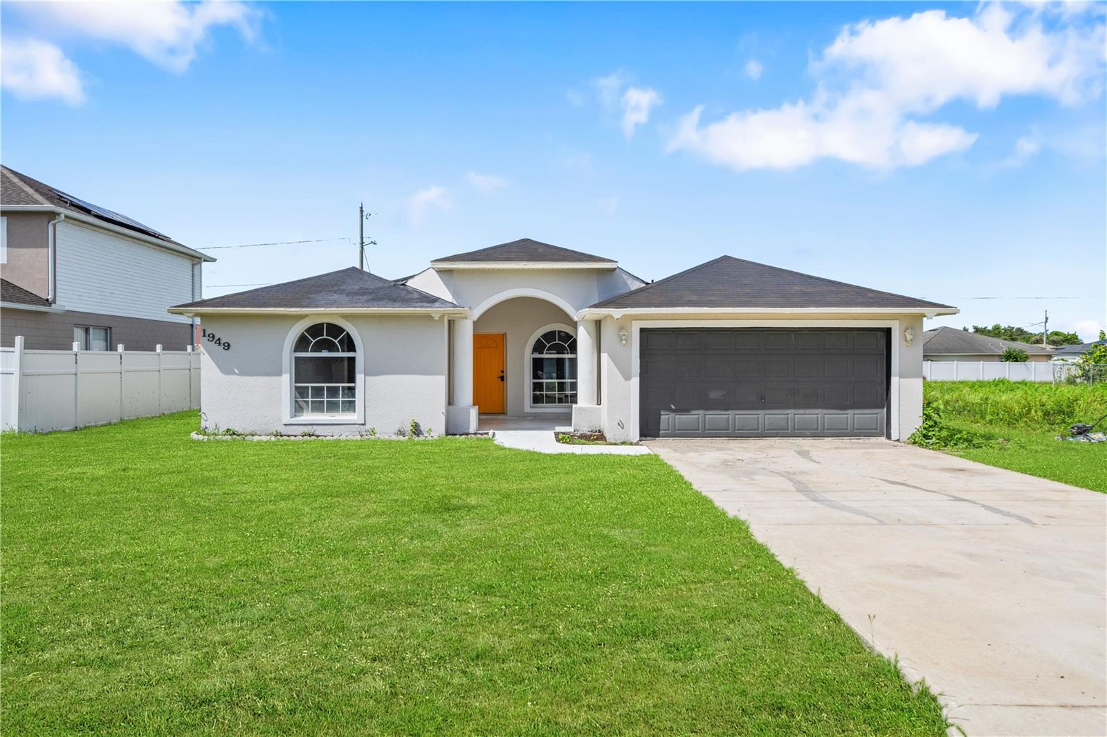 Image 23 of 27 For 1949 Manatee Court