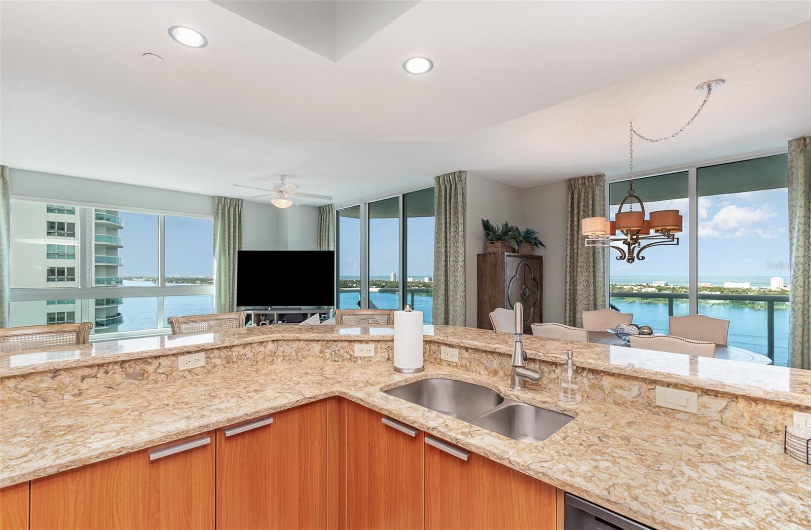 Image 12 of 30 For 231 Riverside Drive 1702